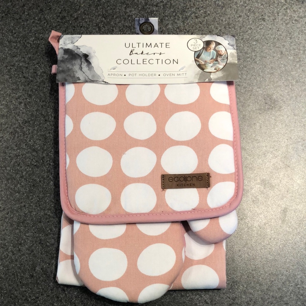 Ultimate Bakers Collection Matching Apron, Pot Holder and Oven Mitt